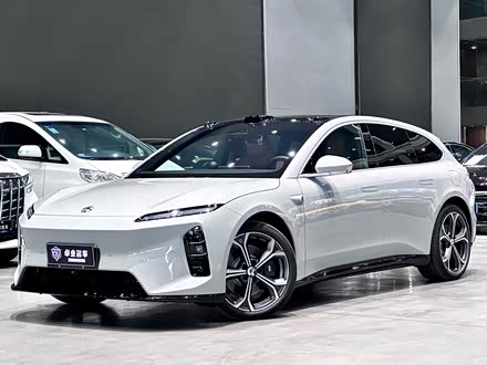 2025 Nio ET5T