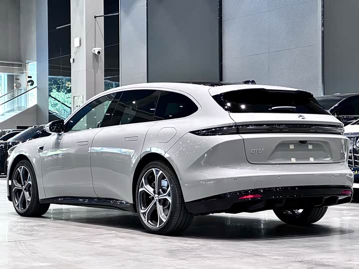 2025 Nio ET5T