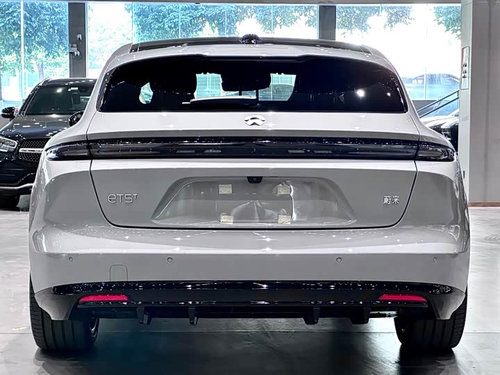 2025 Nio ET5T