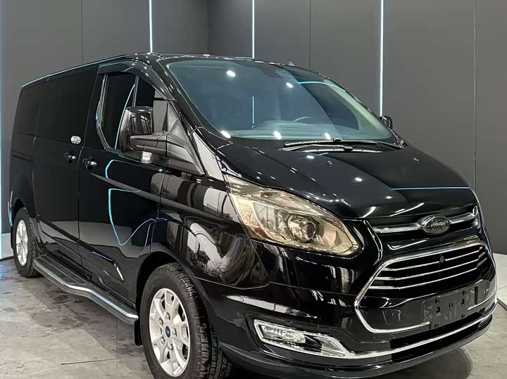 Ford Tourneo 2020 2020款 改款 2.0T 自动精英版