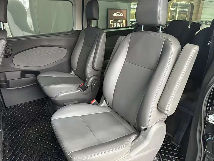 Ford Tourneo 2020 2020款 改款 2.0T 自动精英版