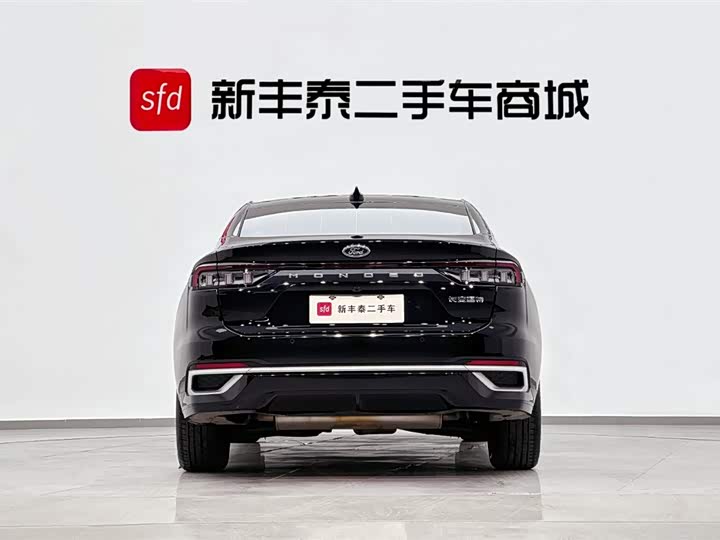 Ford Mondeo 2025 2025款 2.0T EcoBoost 豪华型