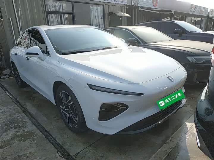 Roewe D7 2023 2023款 EV 510km 后驱旗舰版