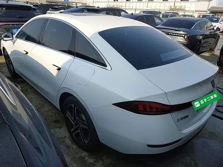 Roewe D7 2023 2023款 EV 510km 后驱旗舰版