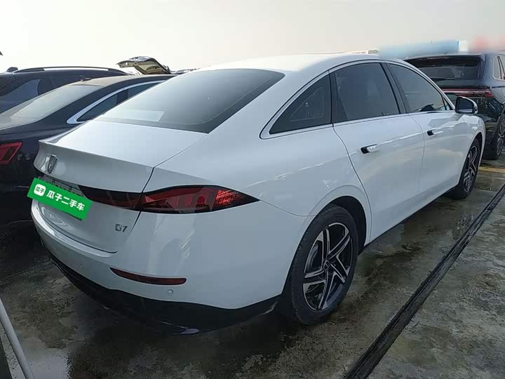Roewe D7 2023 2023款 EV 510km 后驱旗舰版