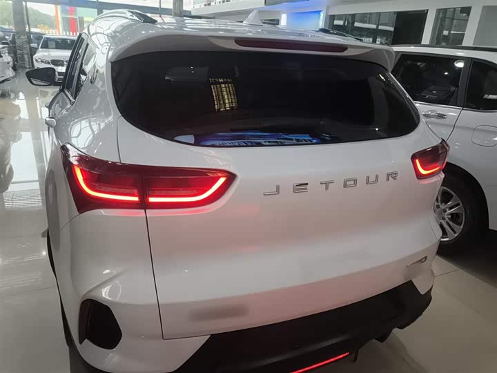 Jetour X70 2024 2024款 1.5T DCT荣耀PRO 7座