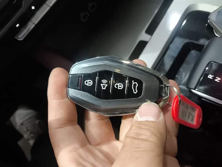 Jetour X70 2024 2024款 1.5T DCT荣耀PRO 7座