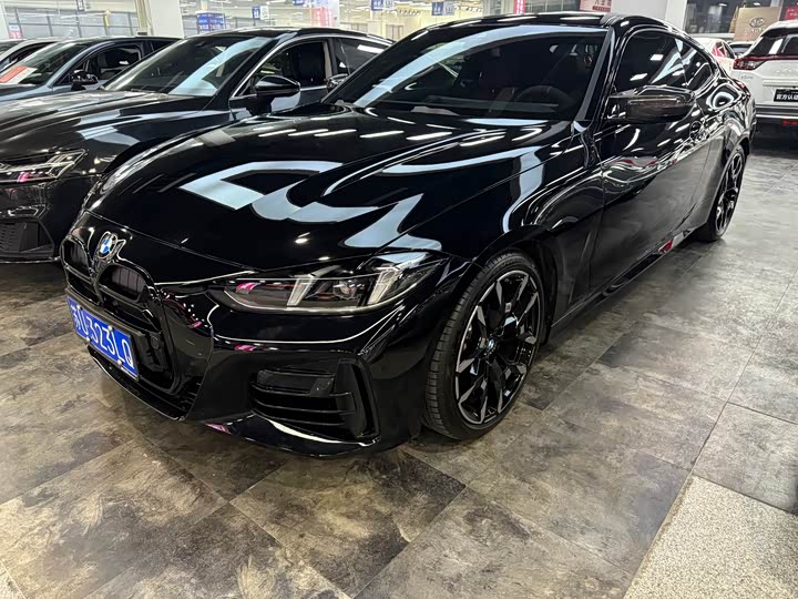 BMW 4 Series 2024 2024款 430i M运动曜夜套装