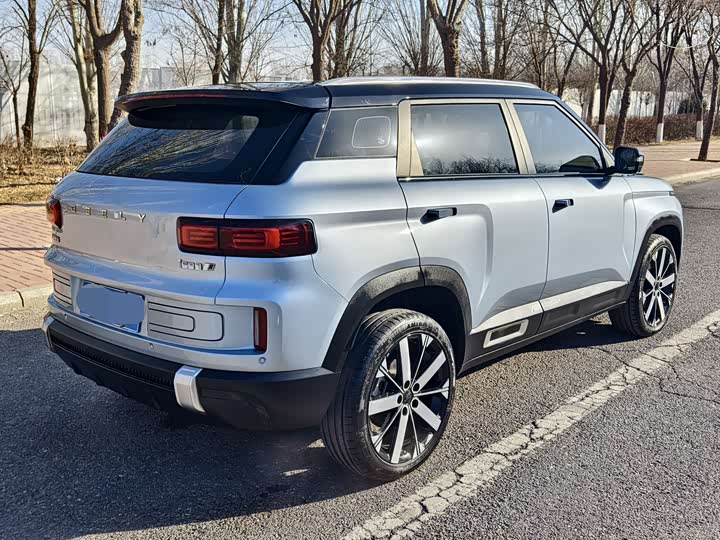 Geely Icon 2023 2023款 1.5TD 巧克力醇巧版