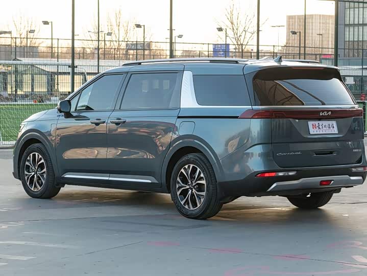 Kia Carnival 2021 2021款 2.0T 旗舰版