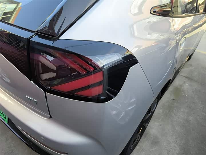 BAIC Arcfox T1 2025 2025款 425 PRO