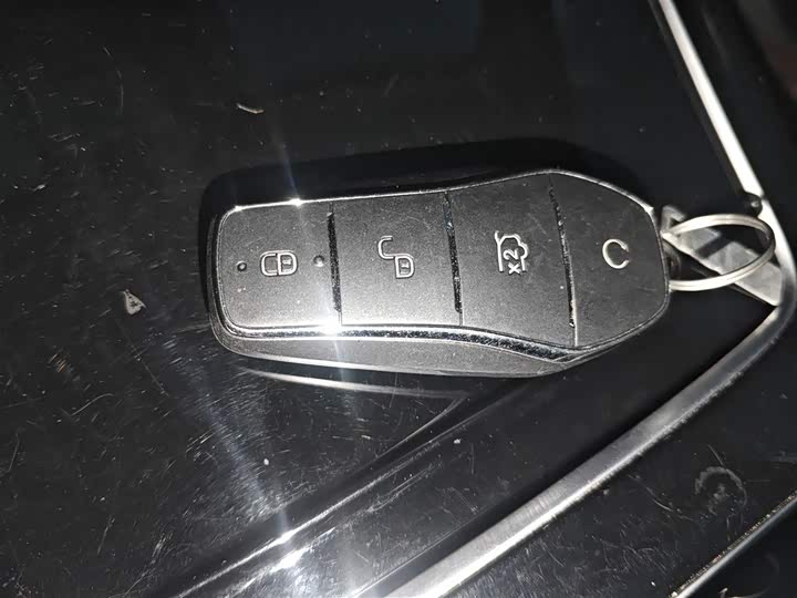 BYD Song Max Hybrid 2022 2022款 DM-i 105KM 旗舰型