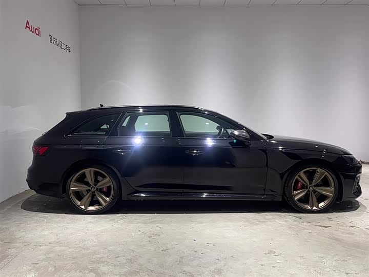 Audi RS 4 2023 2023款 RS4 Avant 暗金版