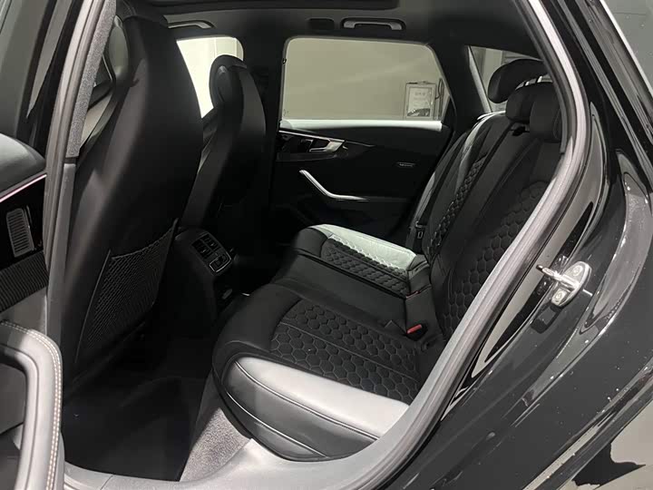 Audi RS 4 2023 2023款 RS4 Avant 暗金版