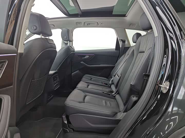 Audi Q7 2024 2024款 45 TFSI quattro S line黑武士型
