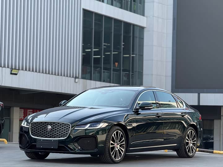 Jaguar XF L 2024 2024款 2.0T P250 两驱尊享豪华版
