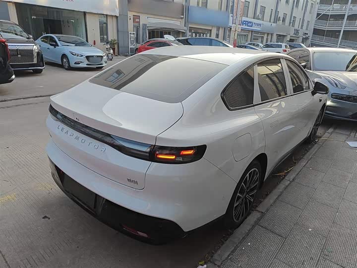 Leapmotor B01 2025 2025款 550舒享版