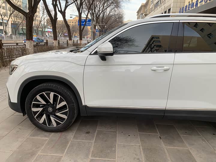 Volkswagen Tayron 2024 2024款 300TSI 两驱豪华Plus进阶版