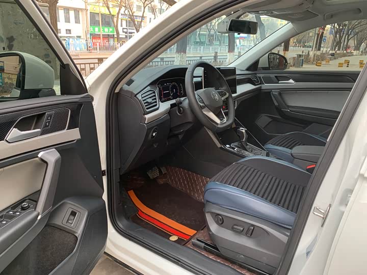 Volkswagen Tayron 2024 2024款 300TSI 两驱豪华Plus进阶版