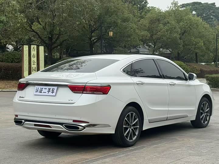 Geely Emgrand GT 2021 2021款 1.8T 领航版+