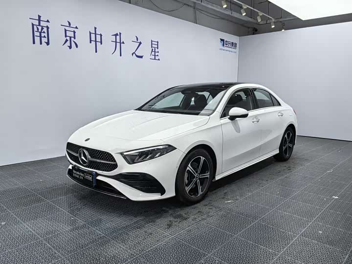 Mercedes-Benz A-Class 2024 2024款 A 200 L 时尚型