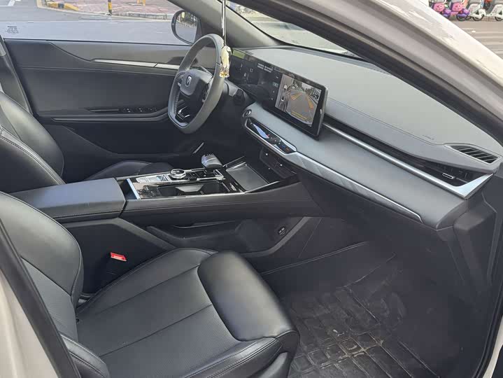 Changan Raeton Plus 2023 2023款 1.5T DCT尊贵型