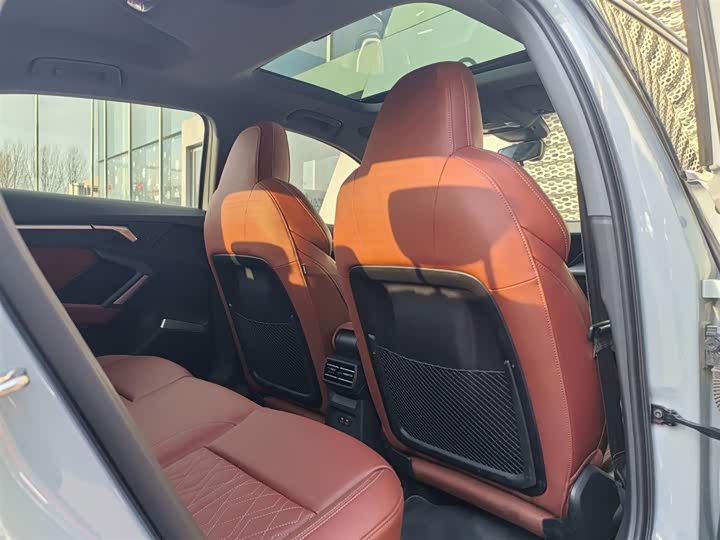 Audi A3 2025 2025款 A3L Limousine 35TFSI 飞驰尊享型