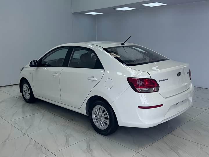 Kia Pegas 2020 2020款 改款 1.4L 自动舒适天窗版