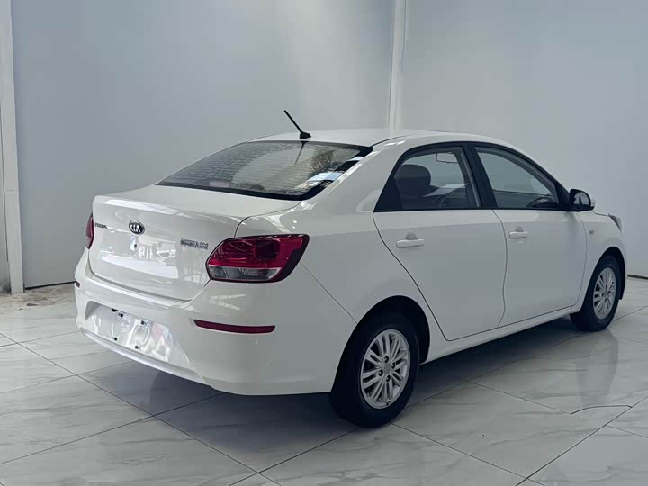Kia Pegas 2020 2020款 改款 1.4L 自动舒适天窗版