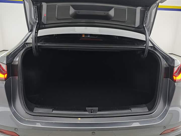 Roewe i5 2023 2023款 1.5L CVT豪华版