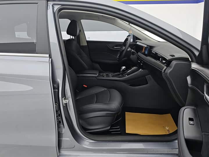 Roewe i5 2023 2023款 1.5L CVT豪华版