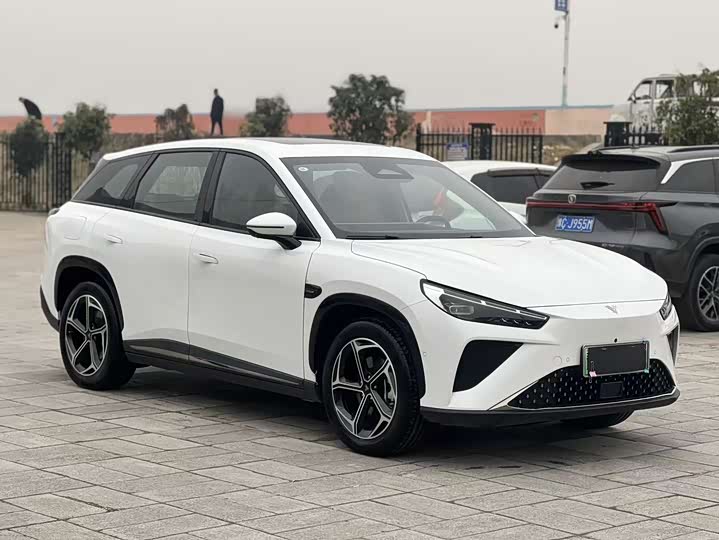 Hozon L 2024 2024款 增程 310 闪充红衣版