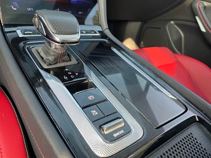 Hongqi H6 2023 2023款 2.0T 致尚版