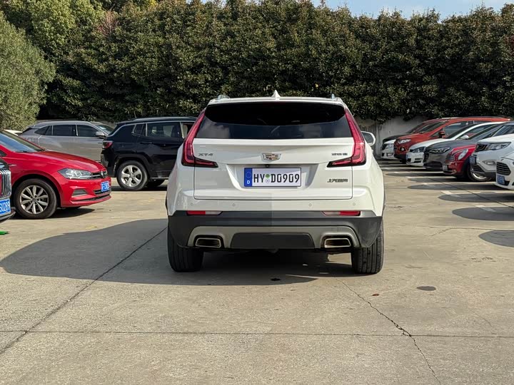 Cadillac XT4 2023 2023款 28T 两驱豪华型
