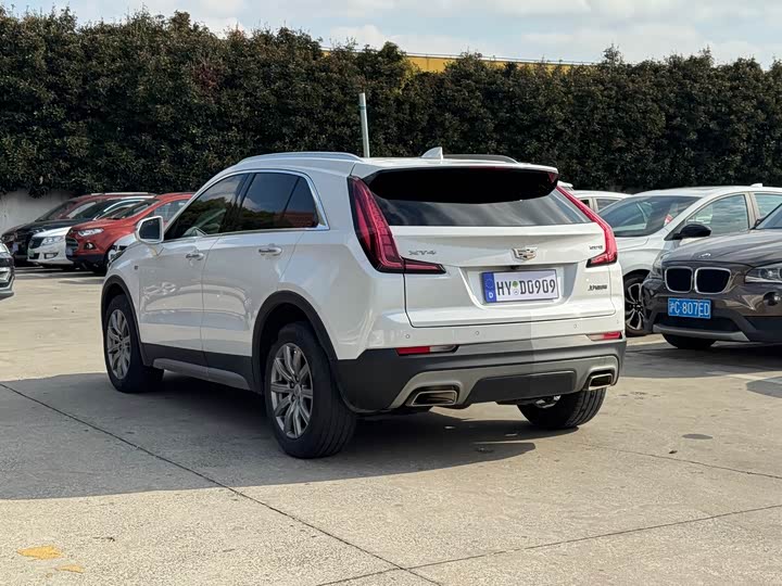 Cadillac XT4 2023 2023款 28T 两驱豪华型