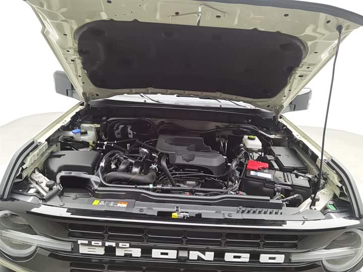 Ford Bronco 2024 2024款 2.3T 长滩