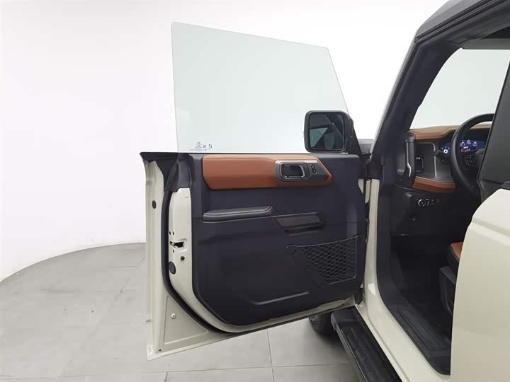 Ford Bronco 2024 2024款 2.3T 长滩