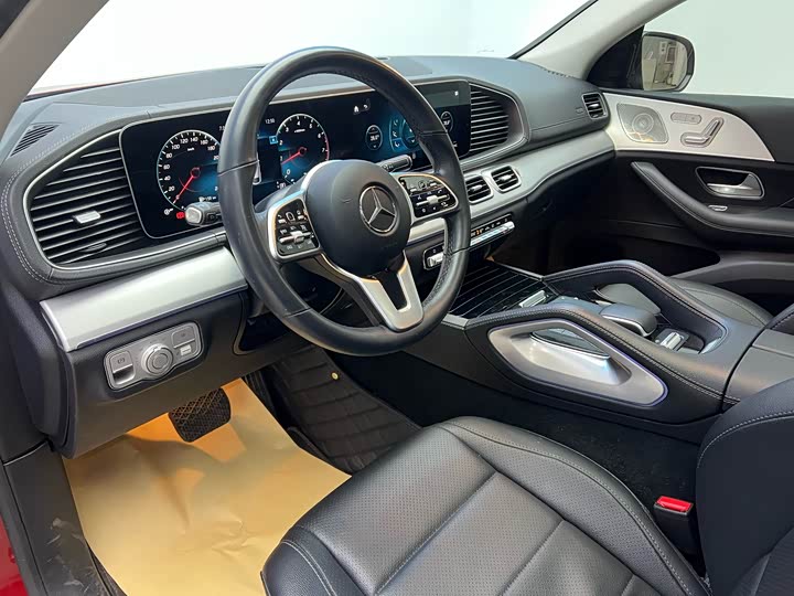 Mercedes-Benz GLE-Class Coupe 2022 2022款 GLE 350 4MATIC 轿跑SUV 时尚型
