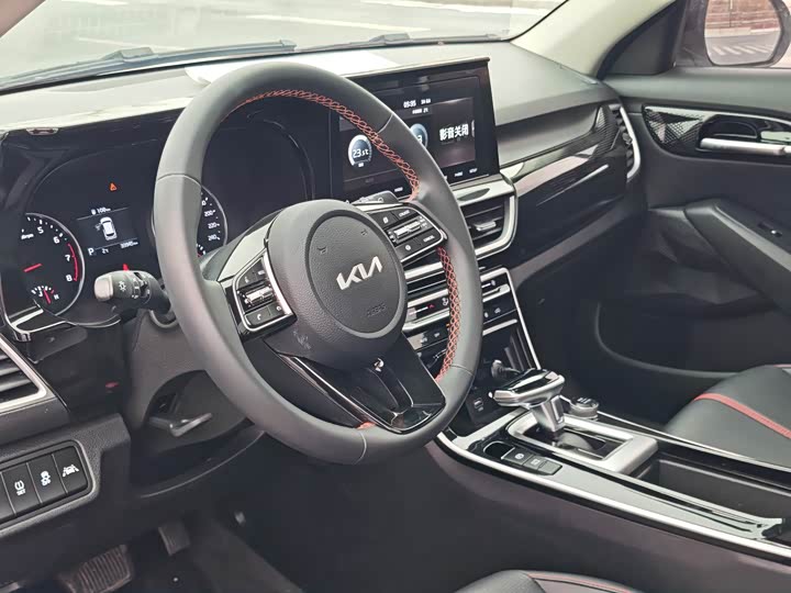 Kia KX3 2021 2021款 1.5L CVT潮流版