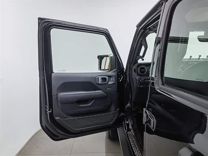 Jeep Gladiator 2022 2022款 3.6L 先行版