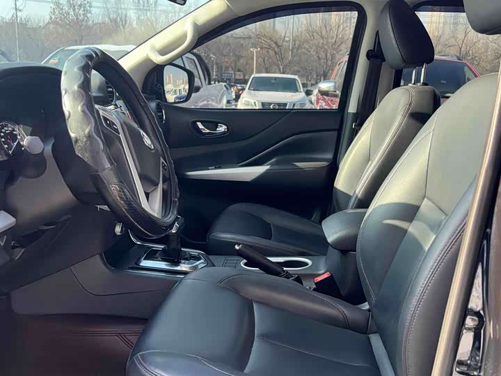 Dongfeng Rich 6 2021 2021款 2.3T自动柴油四驱穿越版标准型M9T