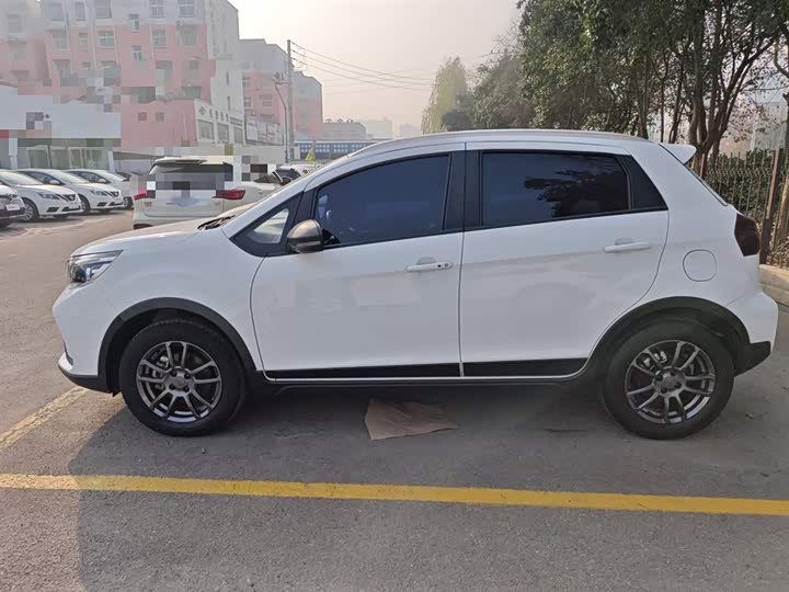 Geely Vision X3 2021 2021款 PRO 1.5L CVT尊贵型