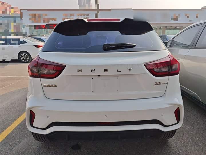 Geely Vision X3 2021 2021款 PRO 1.5L CVT尊贵型