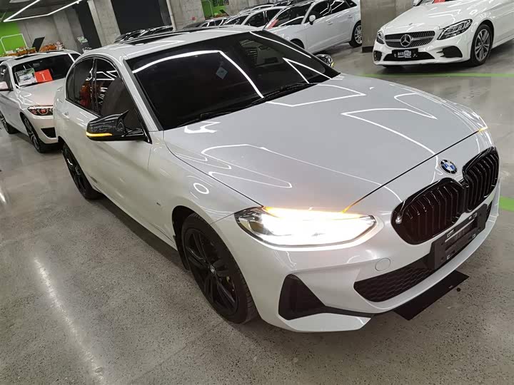 BMW 1 Series 2023 2023款 125i M运动曜夜版