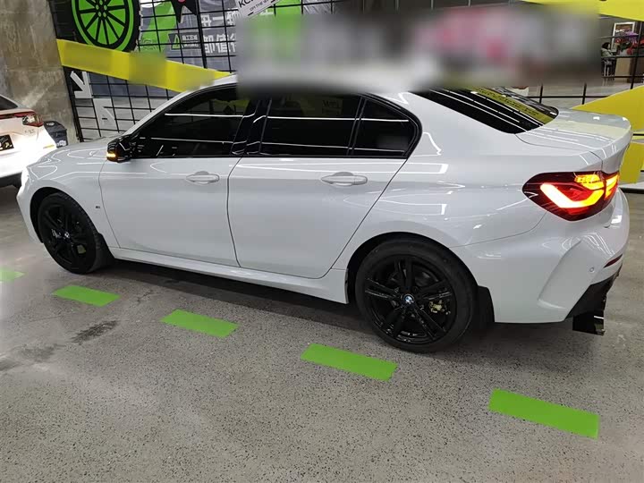 BMW 1 Series 2023 2023款 125i M运动曜夜版