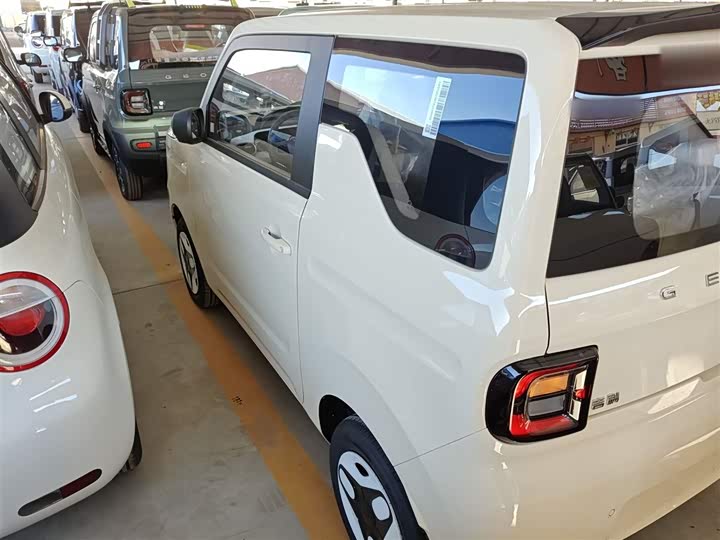 Geely Galaxy Panda Mini 2025 2025款 熊猫mini 210km 元气熊