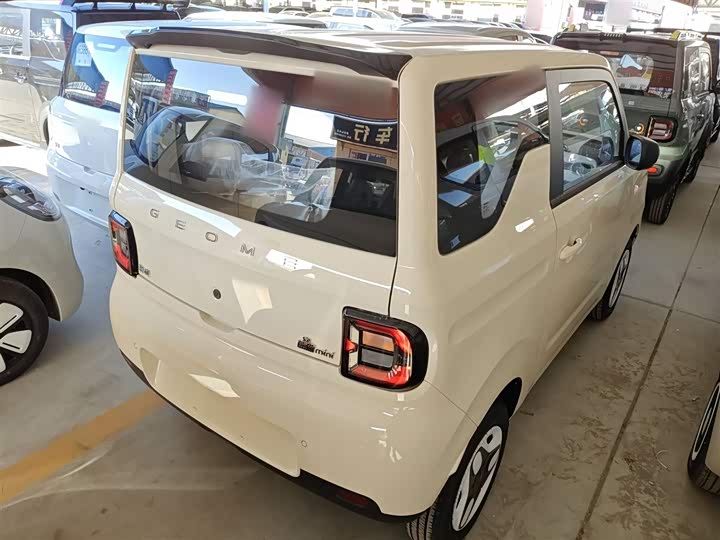 Geely Galaxy Panda Mini 2025 2025款 熊猫mini 210km 元气熊