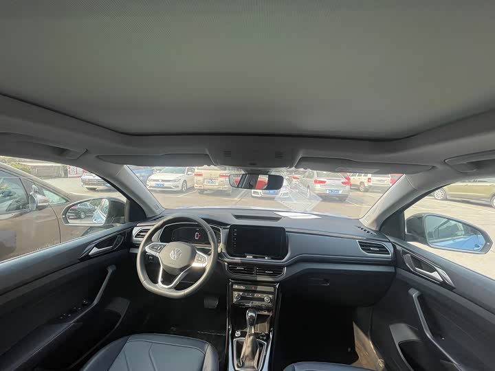 Volkswagen Tharu 2025 2025款 新锐 300TSI 锐享版