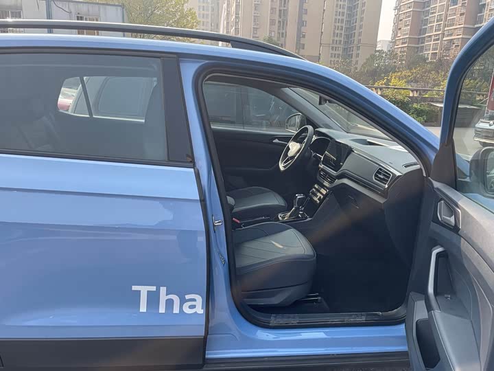 Volkswagen Tharu 2025 2025款 新锐 300TSI 锐享版