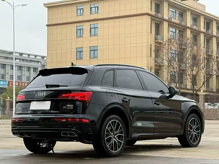 Audi Q5L 2025 2025款 45 TFSI 豪华动感型